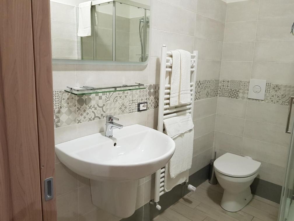 La Suite Кассино Экстерьер фото